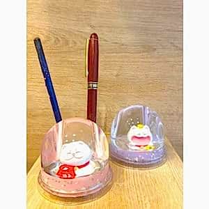 Şans Kedisi (Maneki-Neko) Sulu Kalemlik – Kar Küresi Efektli Uğur Dekoru (8 cm)