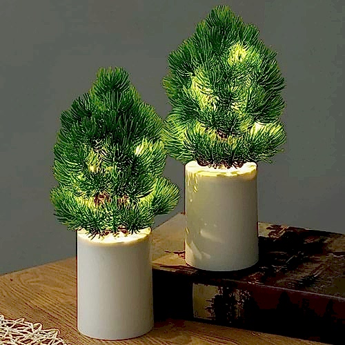 Çam Ağacı Yılbaşı Ağacı Tasarımlı Gece Lambası 27 cm x 7,5 cm