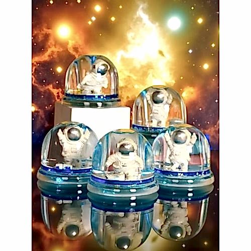 Uzay Temalı Astronot Sulu Kalemlik – Masaüstü Dekoru (8 cm)