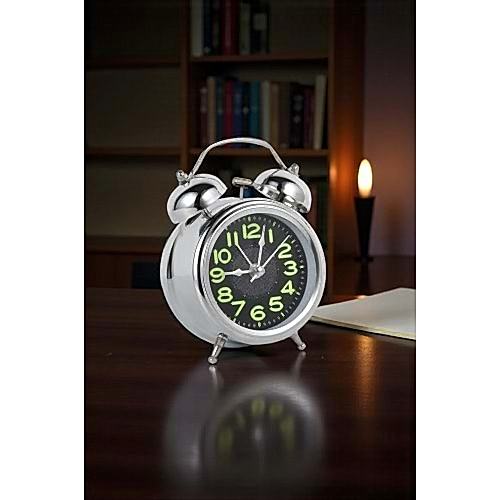 Metal Vintage Işıklı Masa Üstü Çalar Saat – Büyük Boy, Çift Çanlı, Sessiz Akar Saniyeli, 17x12 cm